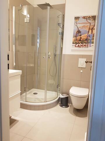 Cosy Berlin apt close to KaDeWe gallery image 5