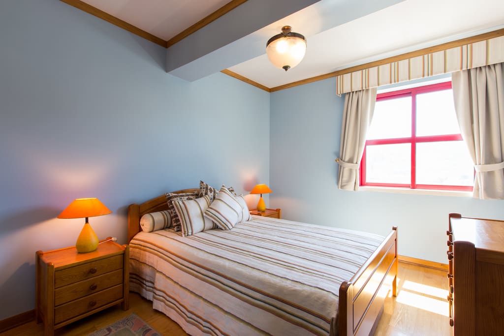 2 bedroom