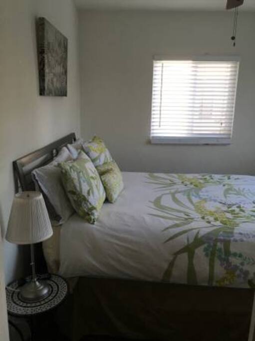 Queen Bed