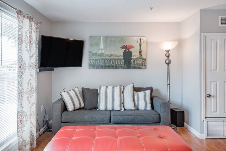 Lovely Gentilly Gem near University of New Orleans gallery image 2