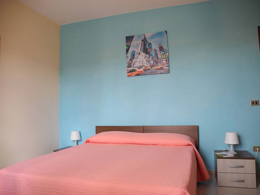 prima camera da letto