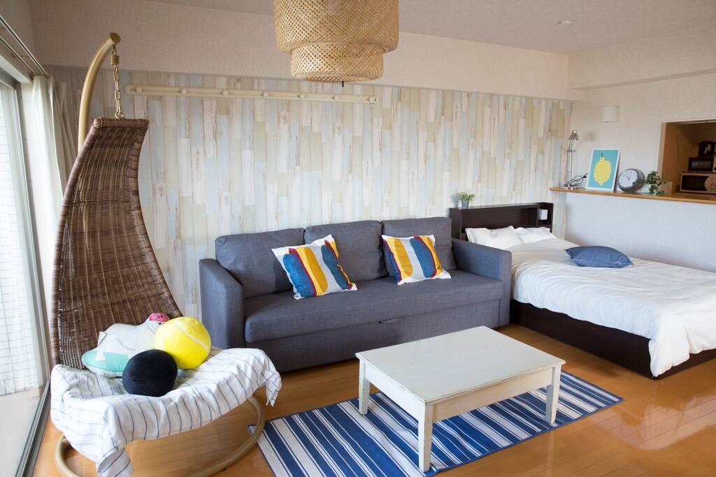 spacious room with nice relaxing hanging chair