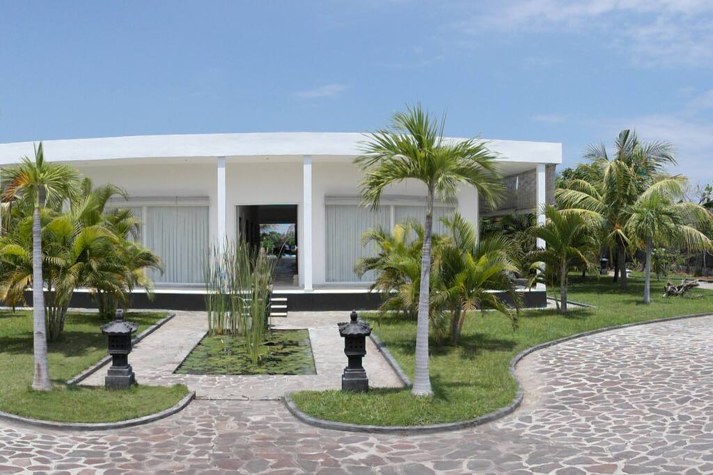 Main Villa Entrance
