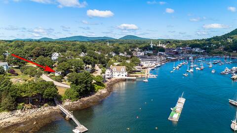 Bay Cottage - Camden Home with a View