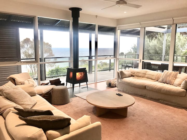 Beachfront Retreat - Frankston