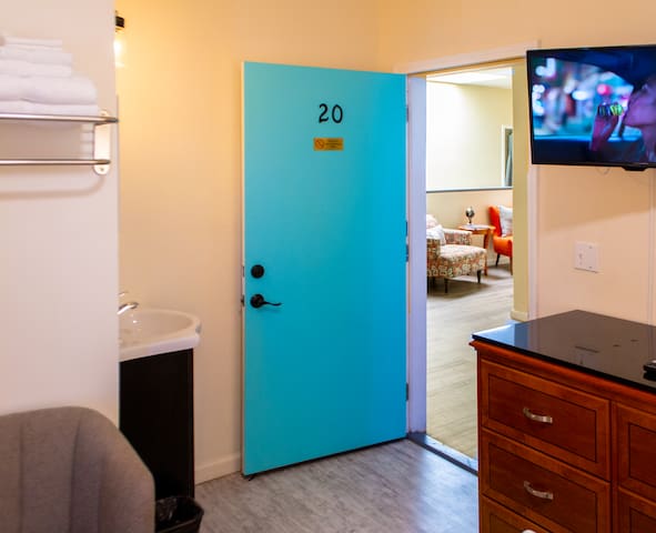 Room 20 at Anchor Pointe Inn