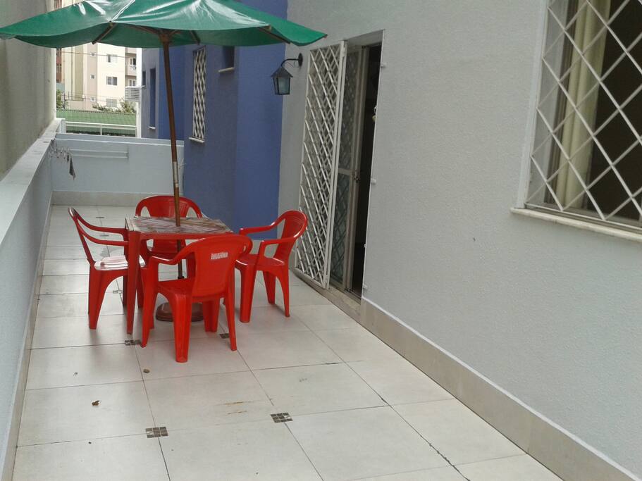 Área externa com 30m2