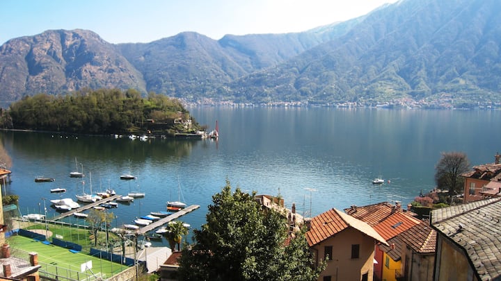 Modern Studio Bijou over Lake Como