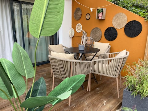 Cozy suite with pool & private covered terrace