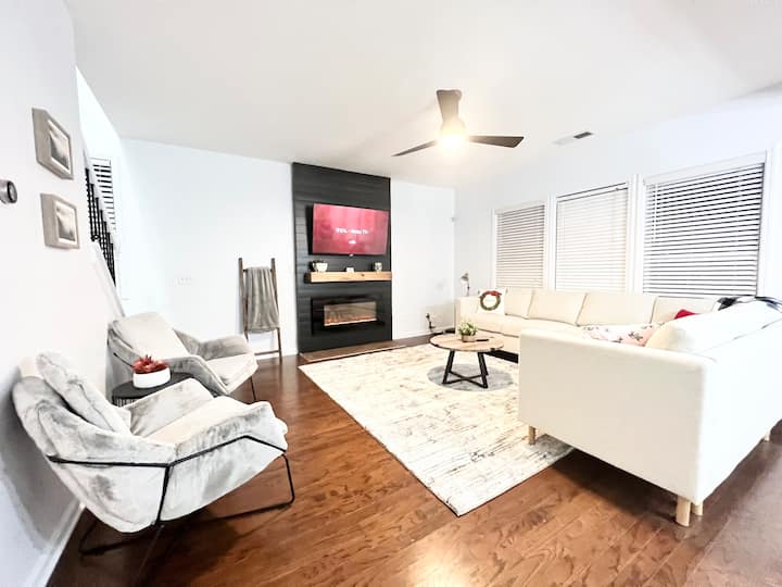 Cozy & Spacious 5br/3 Bath - New Listing Special - Cumming, GA
