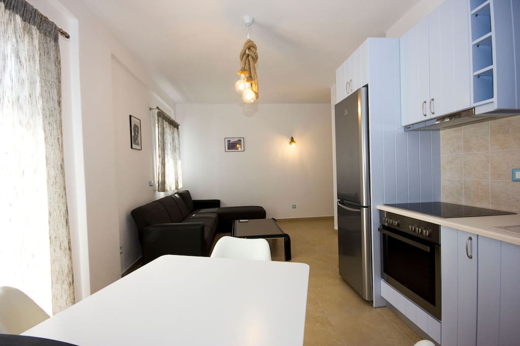 Kitchen-Living room