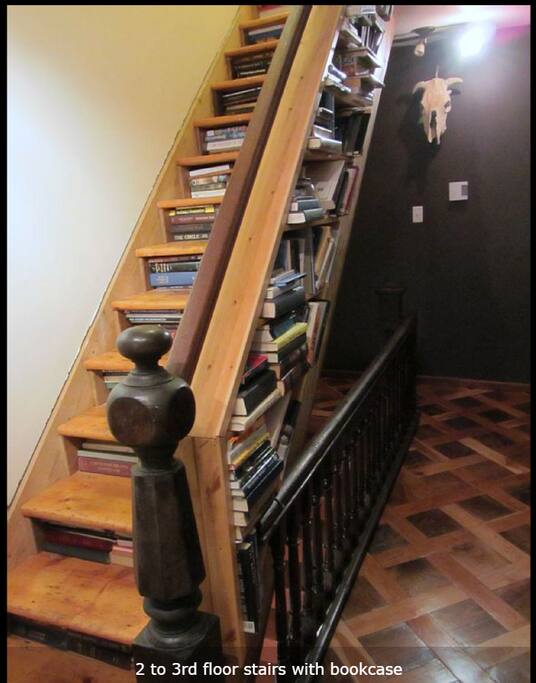 2nd floor staircase