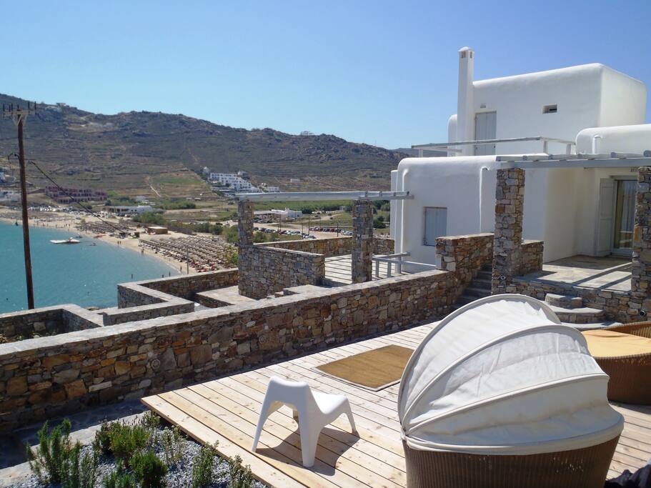 PRIVATE VERANDA / DECK WITH SEAVIEW
