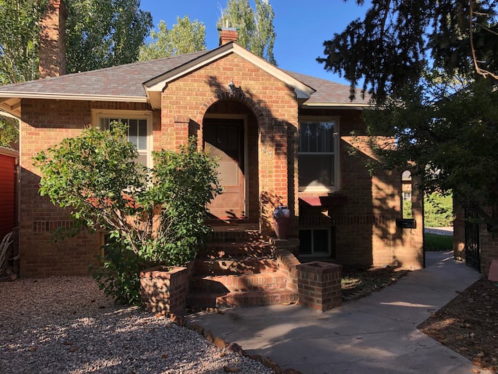 Laramie Vacation Rentals & Homes Wyoming, United States Airbnb