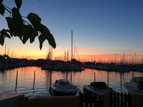 Top Airbnb: PORT CAMARGUE / GRAU DU ROI MARINA in Le Grau Du Roi
