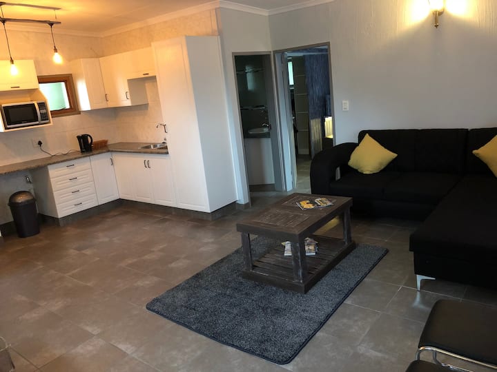 Cosy Home , Wifi, Dstv,parking - Randburg