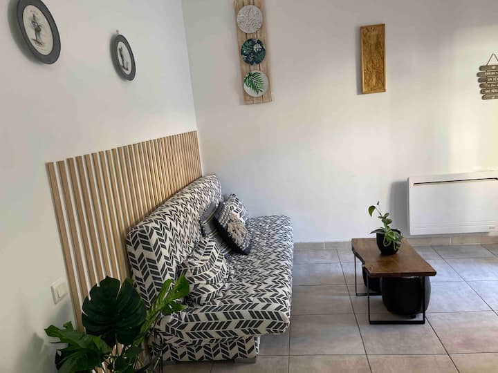 Perpignan : Studio Bel Emplacement Avec Terrasse - Perpignan