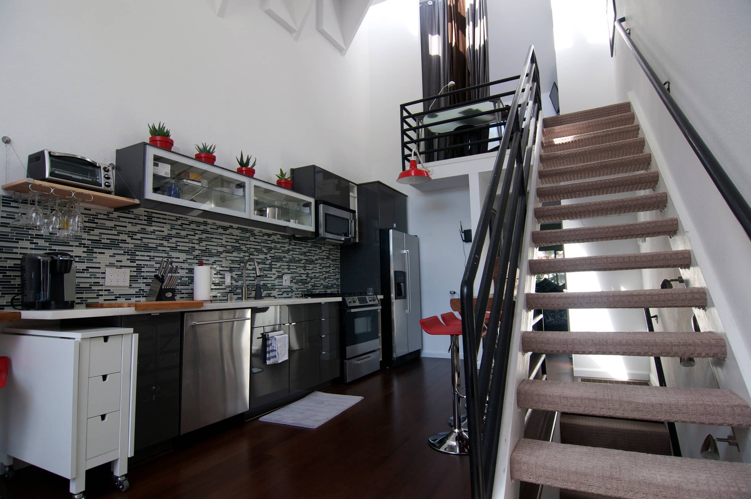 Home in San Francisco · ★4.91 · 2 bedrooms · 2 beds · 1 bath - Image 20