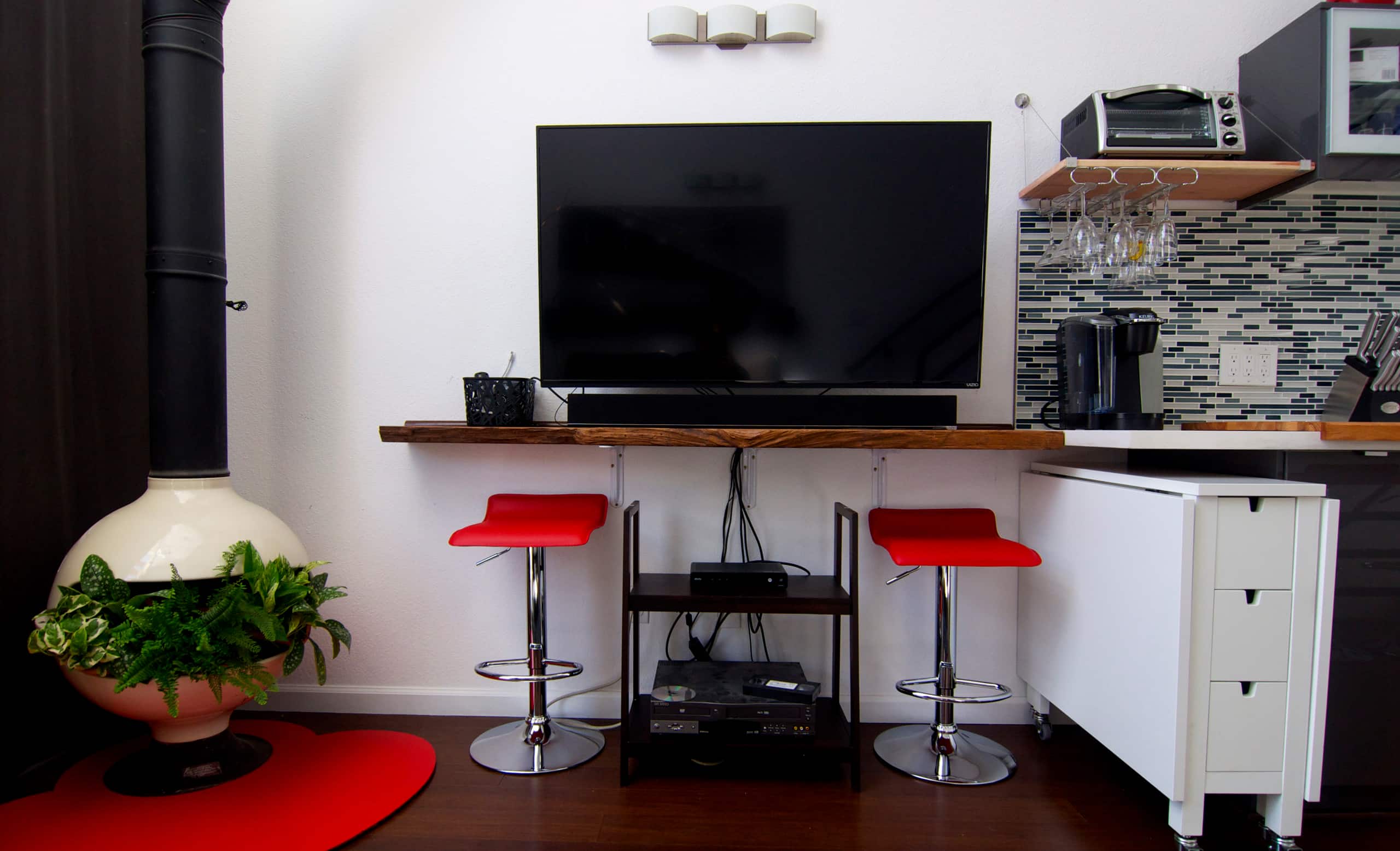 Home in San Francisco · ★4.91 · 2 bedrooms · 2 beds · 1 bath - Image 13