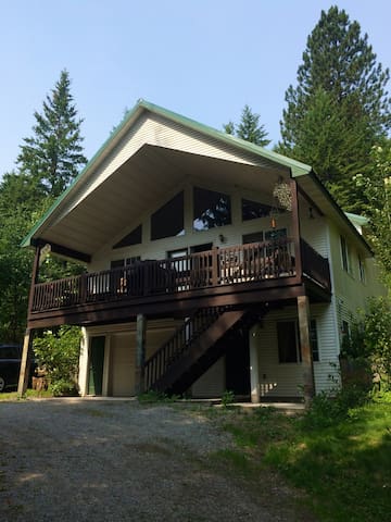 STUDIO APT, EPIC JACUZZI AT THE BASE OF SCHWEITZER