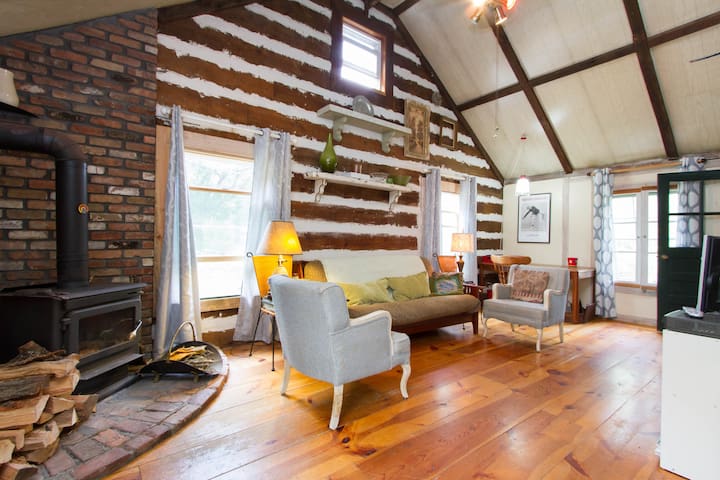 Country Cottage Getaway