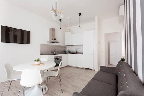 Airbnb con migliori performance: Parma Central Suite - Private Parking a Parma