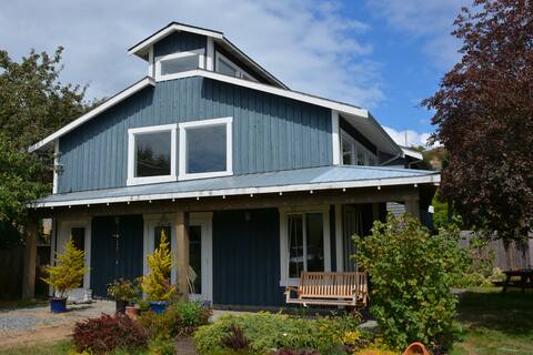 Stunning 3BD vacation retreat!