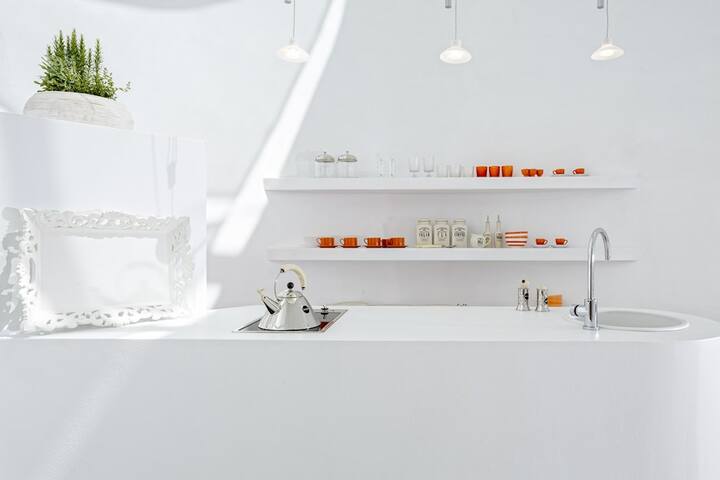 Kamini Santorini Villa gallery image 4