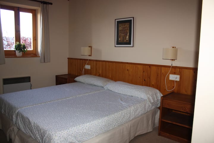 סוויטת הורים בקומה השנייה