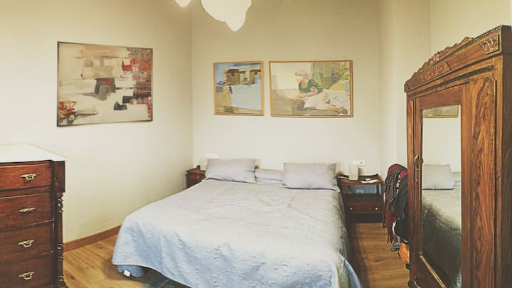 Twin Room Mid Floor