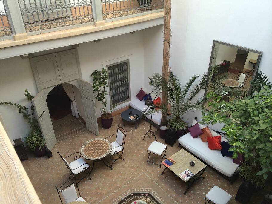 joli ape9u du patio vu de la terrasse