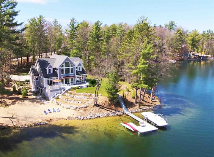 Extraordinary lakefront on sandy beach – Hiše se oddaja v kraju Traverse  City, Michigan, Združene države Amerike - Airbnb