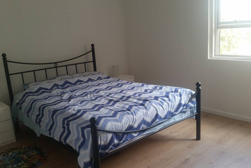 Double bedroom also with green and peaceful look