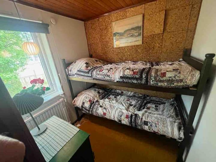 ห้องพิเศษพร้อมเตียงเดี่ยว 2 หลัง 