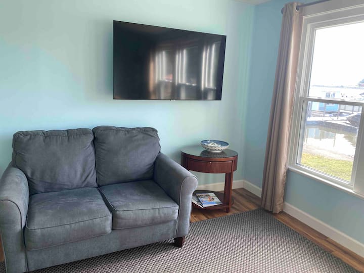 Cute Waterfront Home - Marblehead, OH