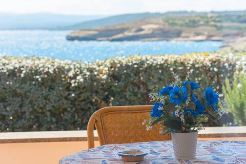 L'ancora Blu Ground Floor Apartment facing the sea