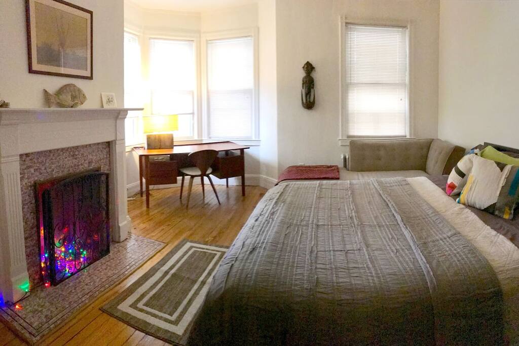 2nd floor Master Bdrm