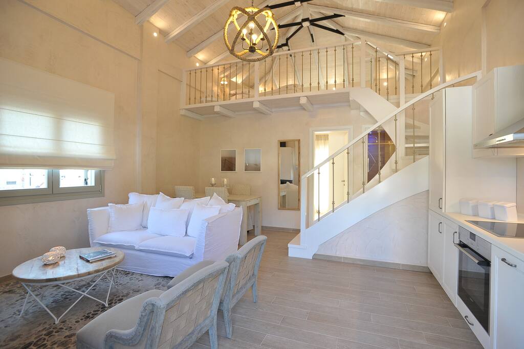 villa white