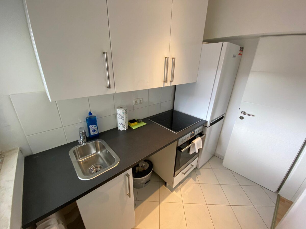 Top performing Airbnb: Big 3-Room Apartment In The Heart Of The City in Hafen