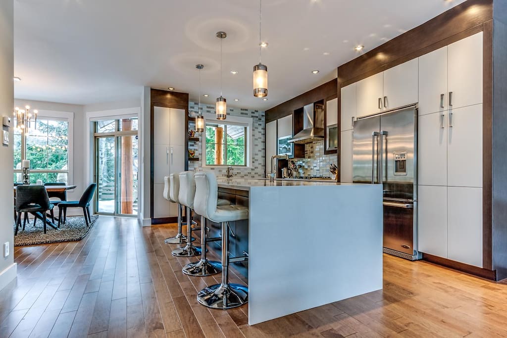 View of kitchen/dining area from living room