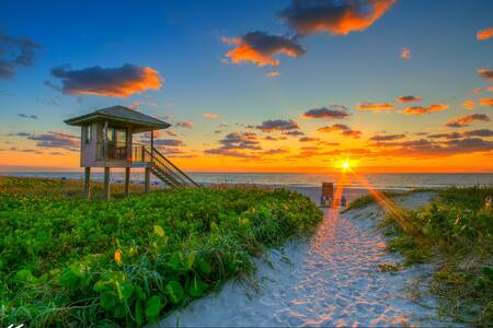 Charming Delray Beach Cottage in Historic Del Ida