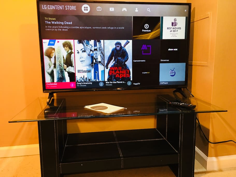 Home away from home Netflix ahhh.(Room # 1)