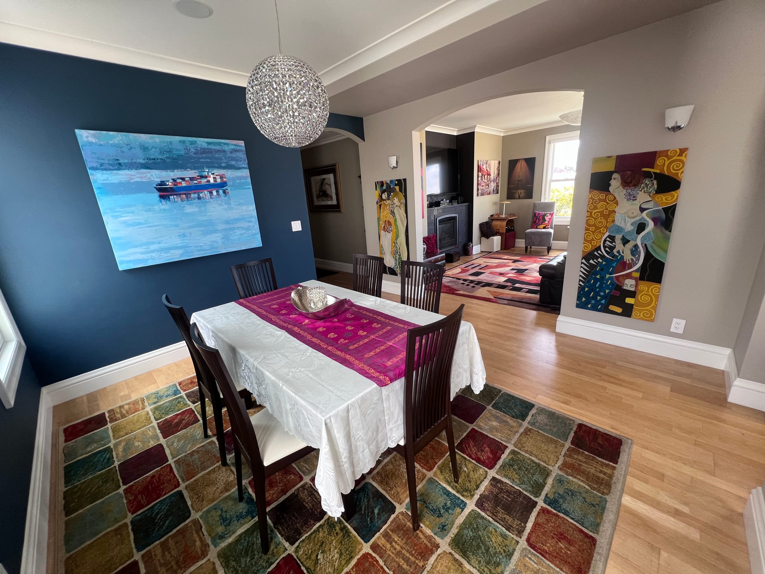Condo in San Francisco · ★4.99 · 2 bedrooms · 2 beds · 1.5 baths - Image 14