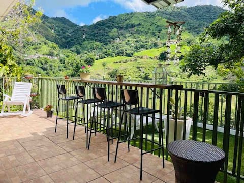 Cottage on Hacienda Prosperidad Coffee Farm