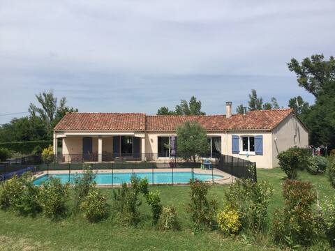 House + pool, close to Toulouse & Carcassonne