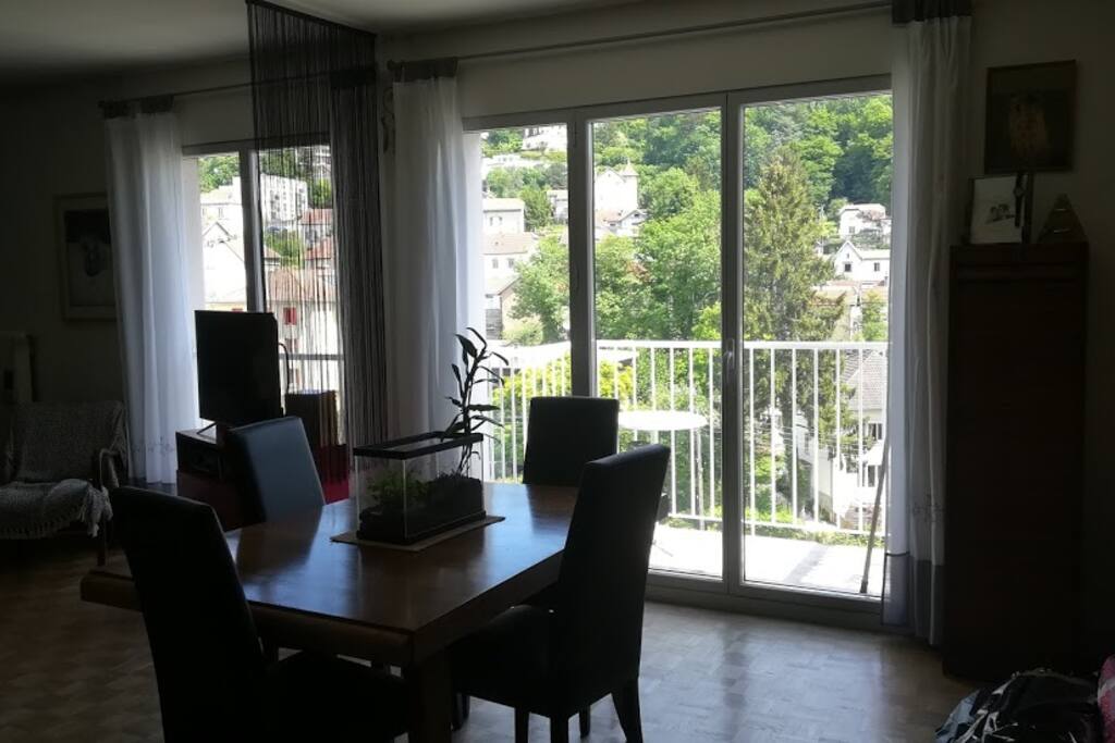 Salle à manger partagée