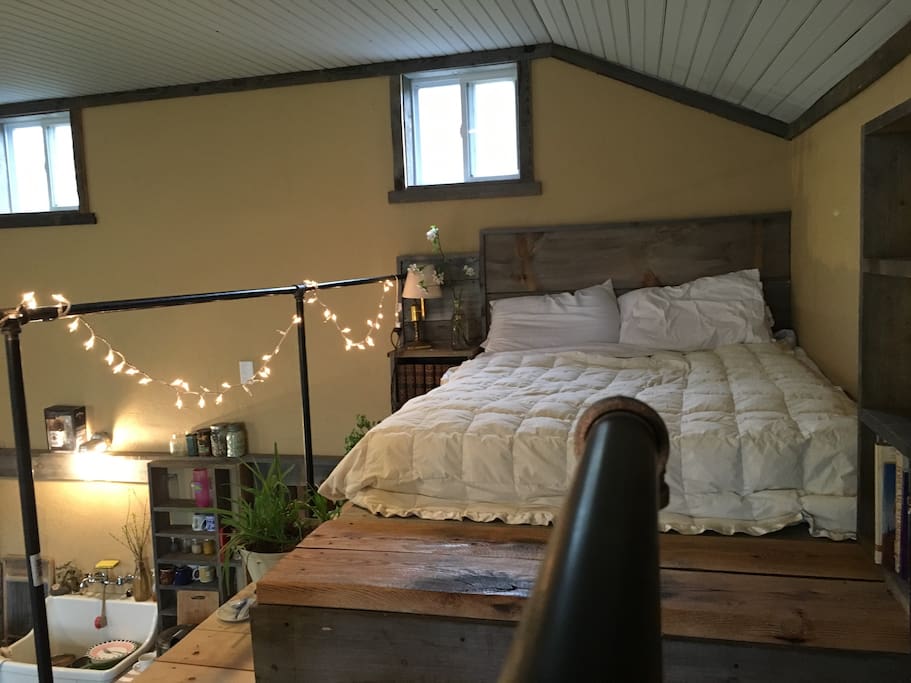 Loft bed , above great room .