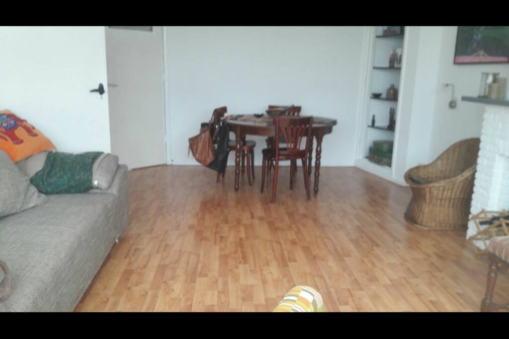 livingroom. incl a sleeping couch)