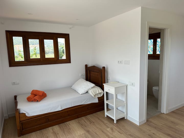 غرفة النوم 2