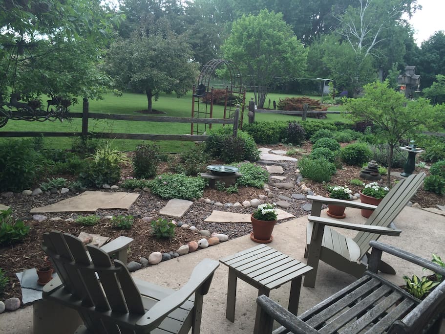 Comfortable, quiet garden seating